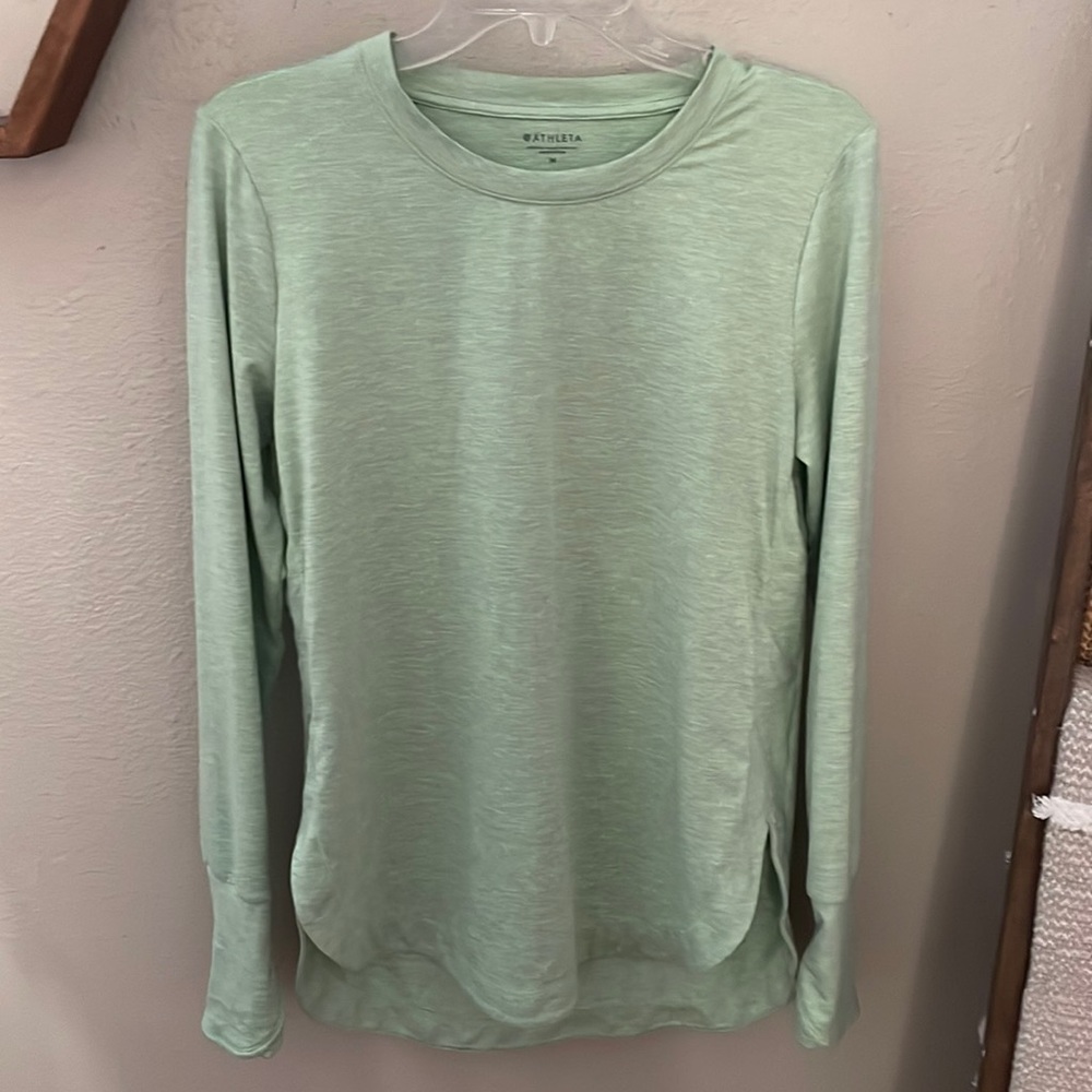 Athleta Uptempo Long Sleeved Shirt